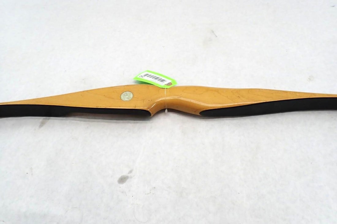 Vintage Bear Bearcat Recurve Bow - 7