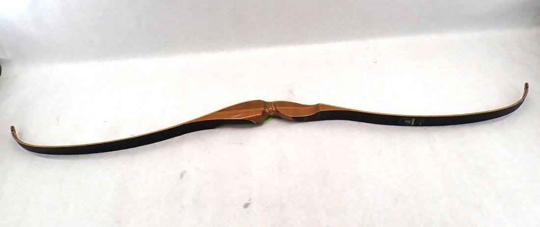 Vintage Shakespeare X-12 Wambaw Recurve Bow: AMO 58", 50#