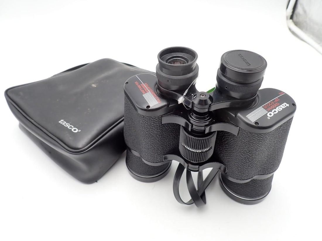 Tasco 12 x 50 Binoculars (1 of 7)