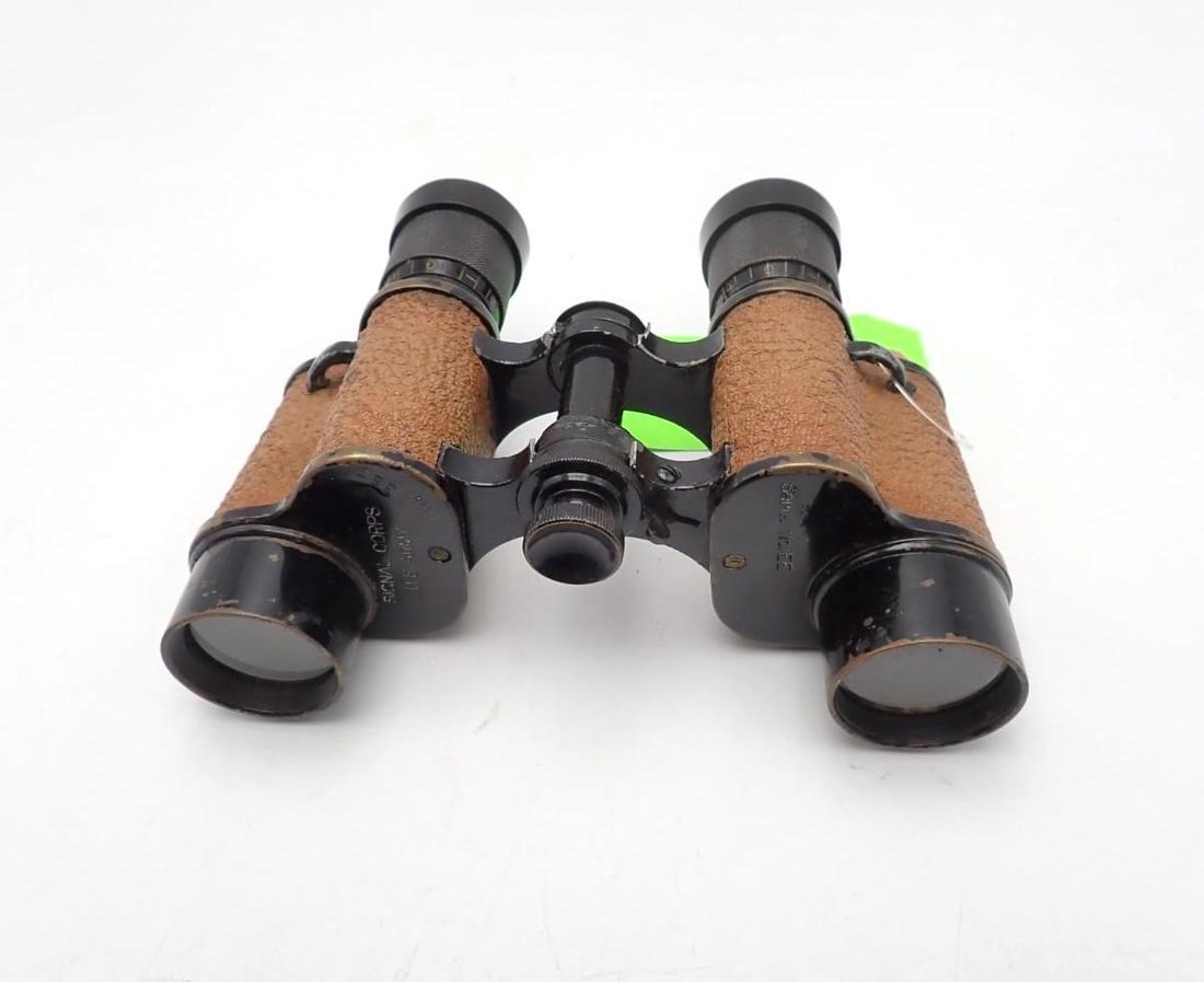 Vintage Bausch & Lomb U.S. Army Signal Corps. Binoculars (1 of 8)