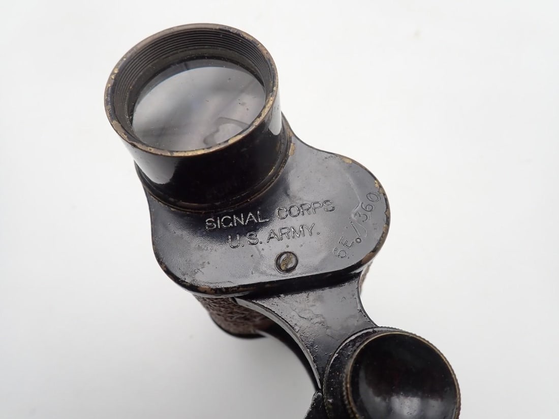 Vintage Bausch & Lomb U.S. Army Signal Corps. Binoculars - 7