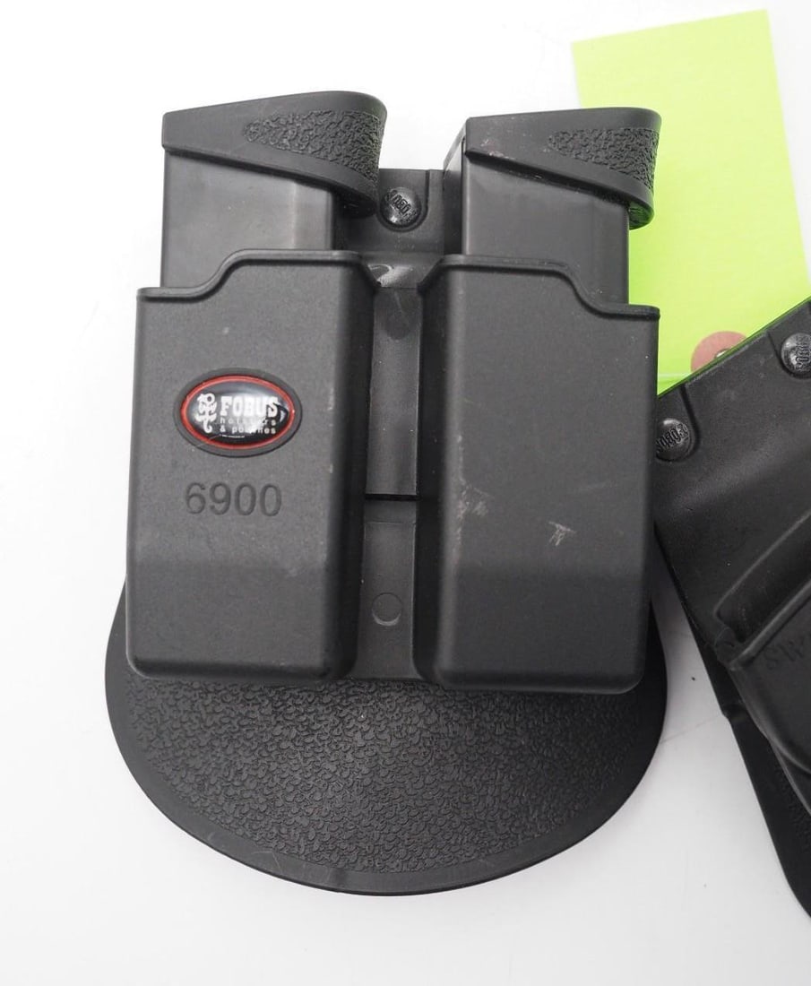 Fobus S&W M&P40 Holster, Double Magazine Pouch & (2) S&W 10 Round Magazines - 4