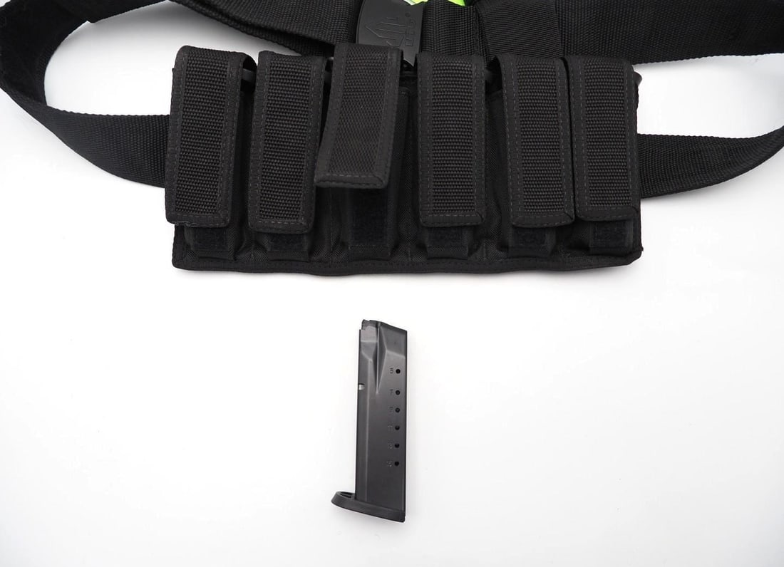 (7) 15 Round S&W .40 S&W Magazines W/ Nylon Belt Rig - 3