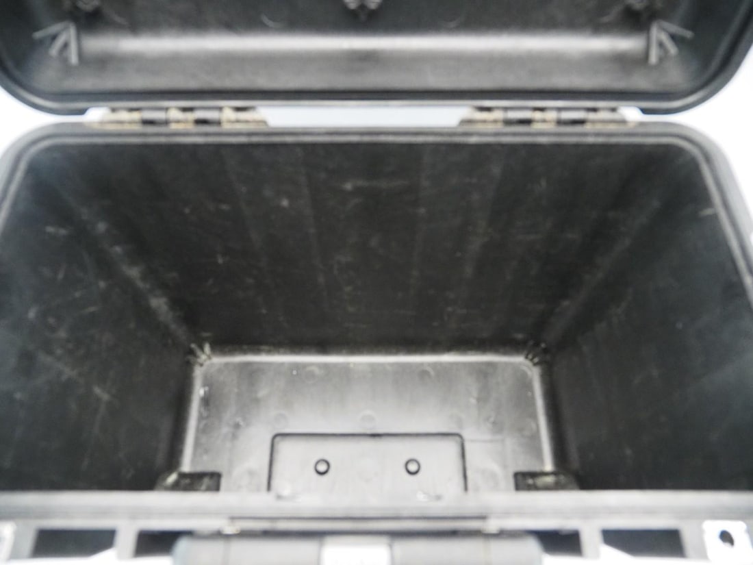Pelican 1440 Rolling Case - 4