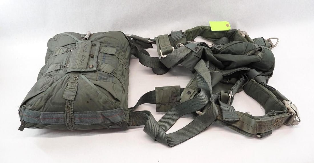 Vietnam Era U.S. Parachute W/ Harness: Vietnam Era U.S. Parachute W/ Harness