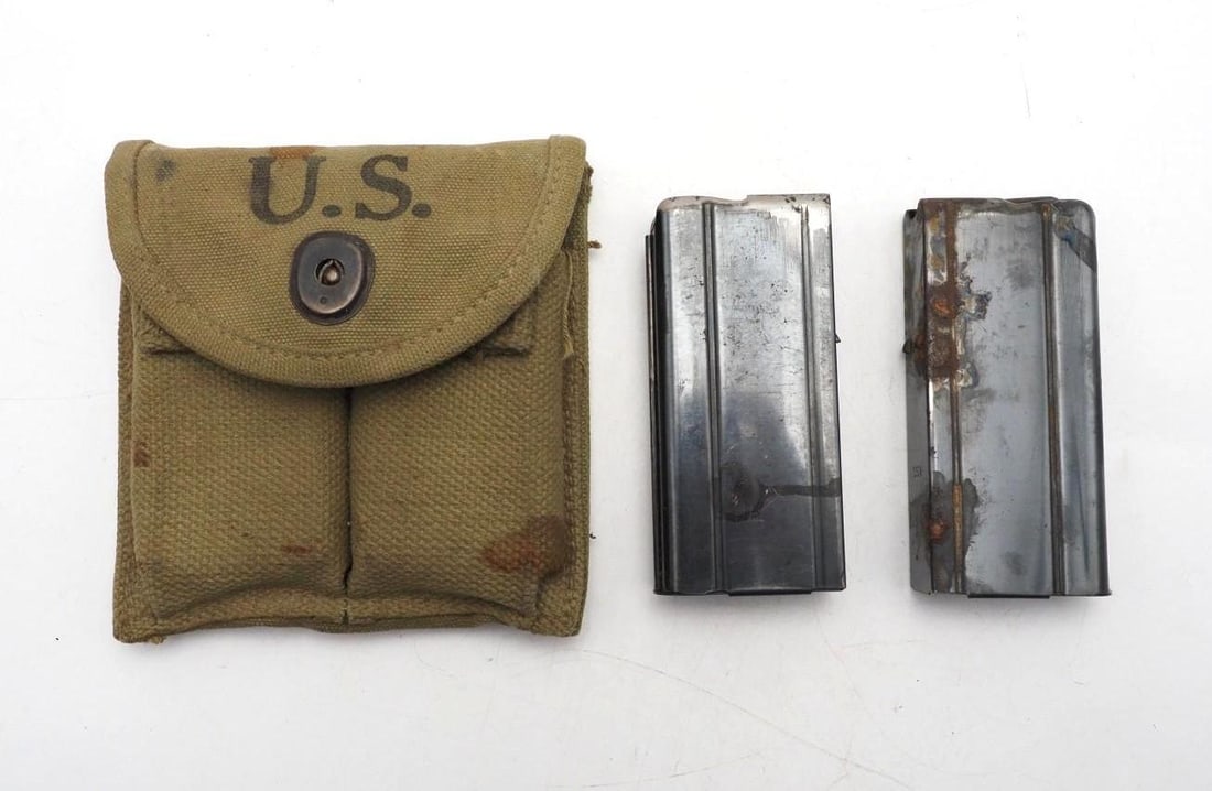 Vintage U.S. M-1 Carbine Magazine Pouch W/ (2) Magazines: marked "G. & R. Co. / 1943"
