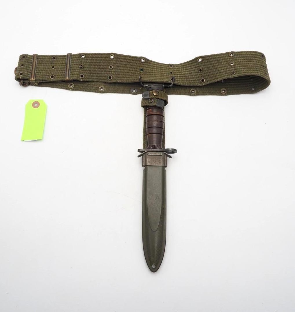 Vintage Imperial U.S. M4 Bayonet: with period scabbard and pistol belt