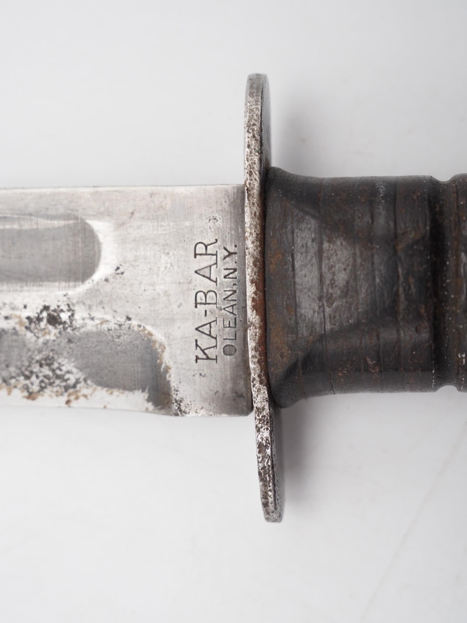 Vintage Ka-Bar U.S.M.C. Fighting Knife - 11