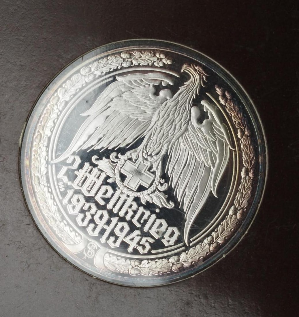 .999 Silver German WWII Commemorative Medallion - 4
