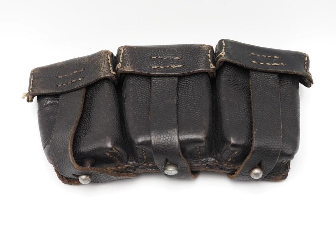 German WWII K98 Leather Cartridge Pouch (1 of 4)