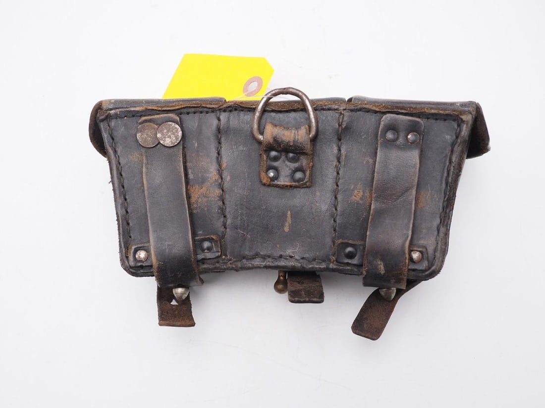 German WWI Leather Cartridge Pouch - 3