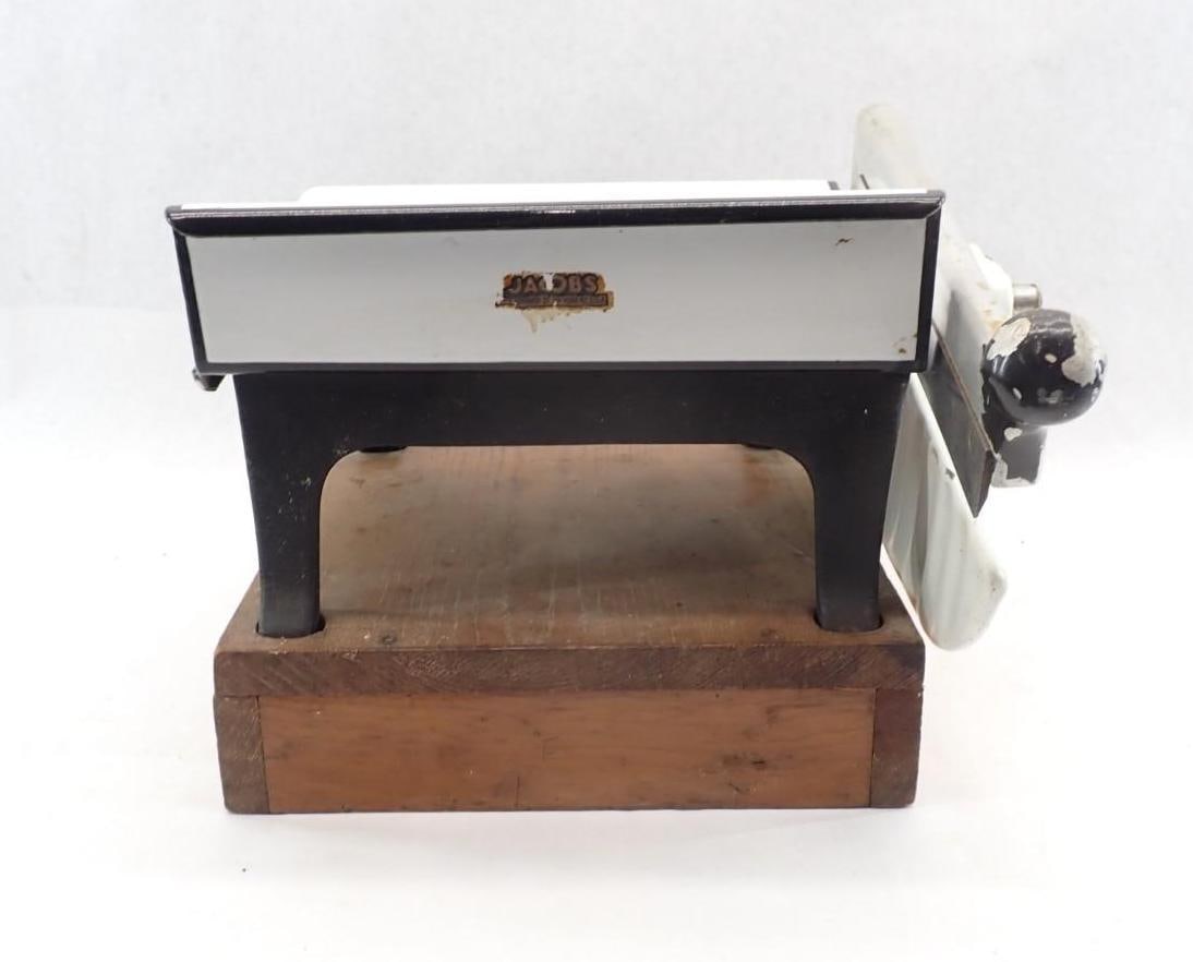 Vintage Jacobs Detecto-Matic Meat Slicer: Vintage Jacobs Detecto-Matic Meat Slicer