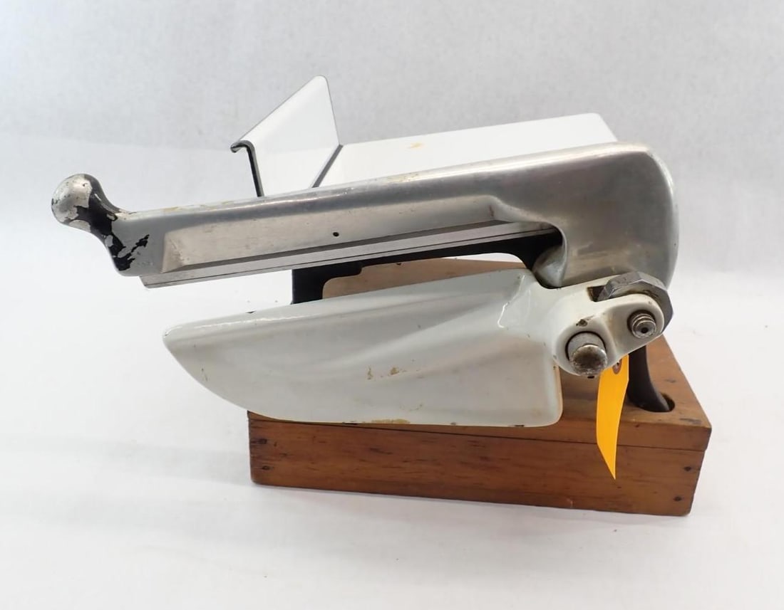 Vintage Jacobs Detecto-Matic Meat Slicer - 2