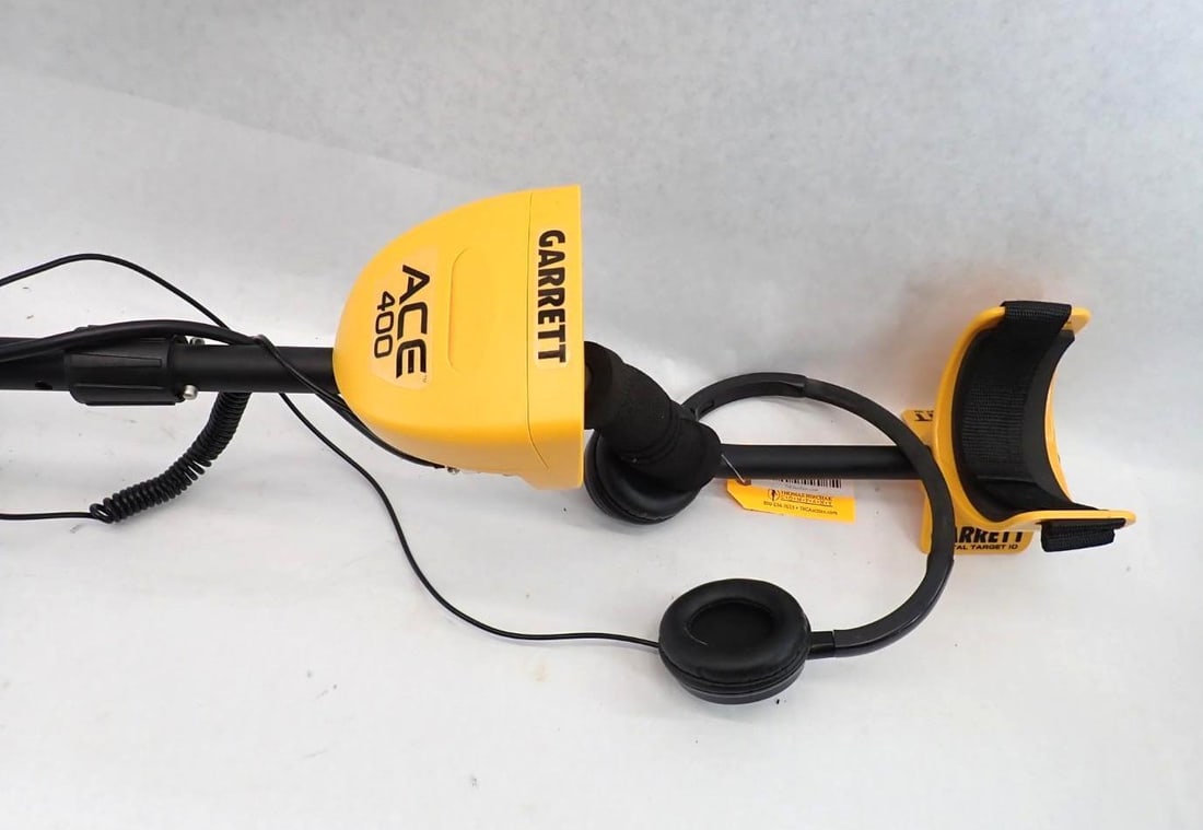 Garrett Ace 400 Metal Detector & Pro-Pointer II - 2