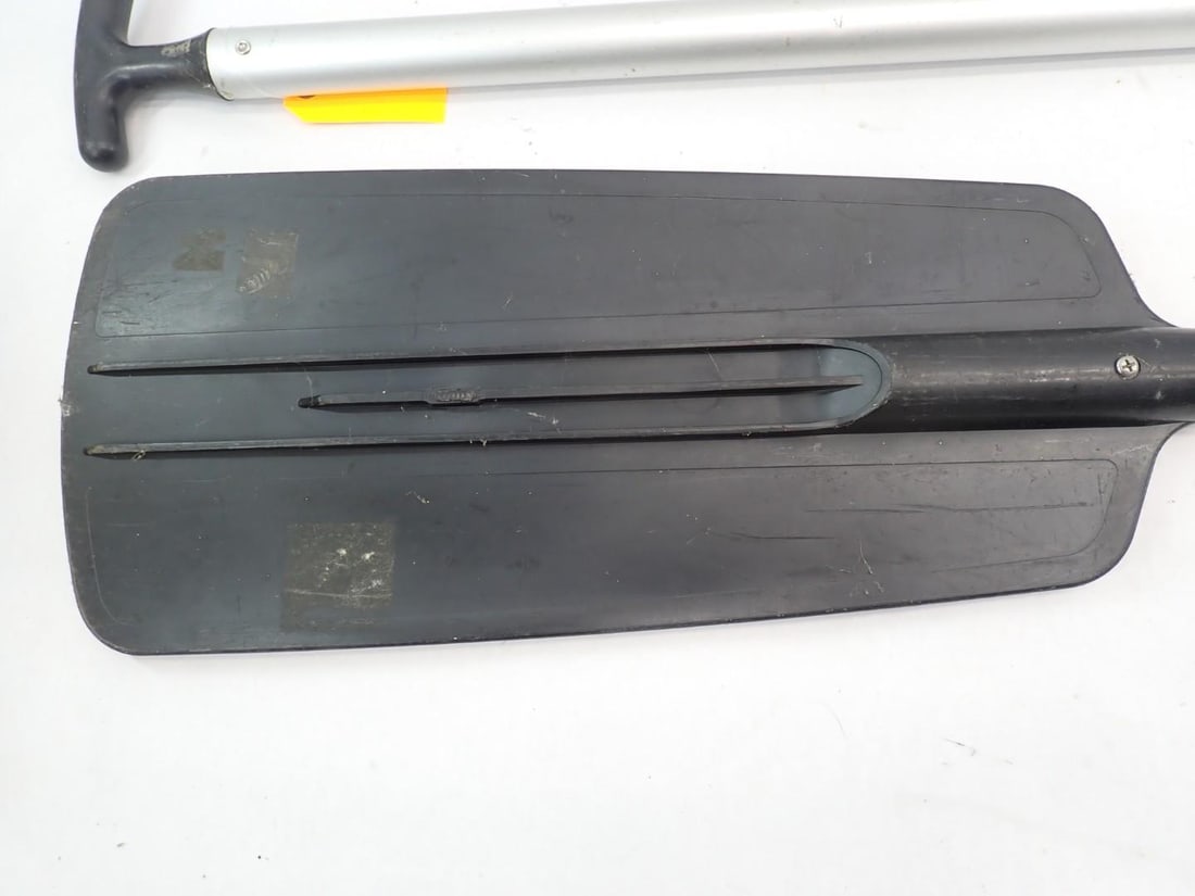Pair of Aluminum Shaft Paddles - 2