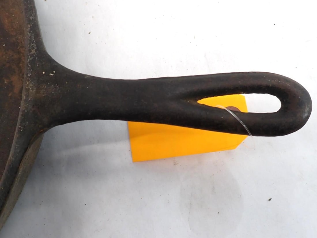 15" Cast Iron Frying Pan - 2