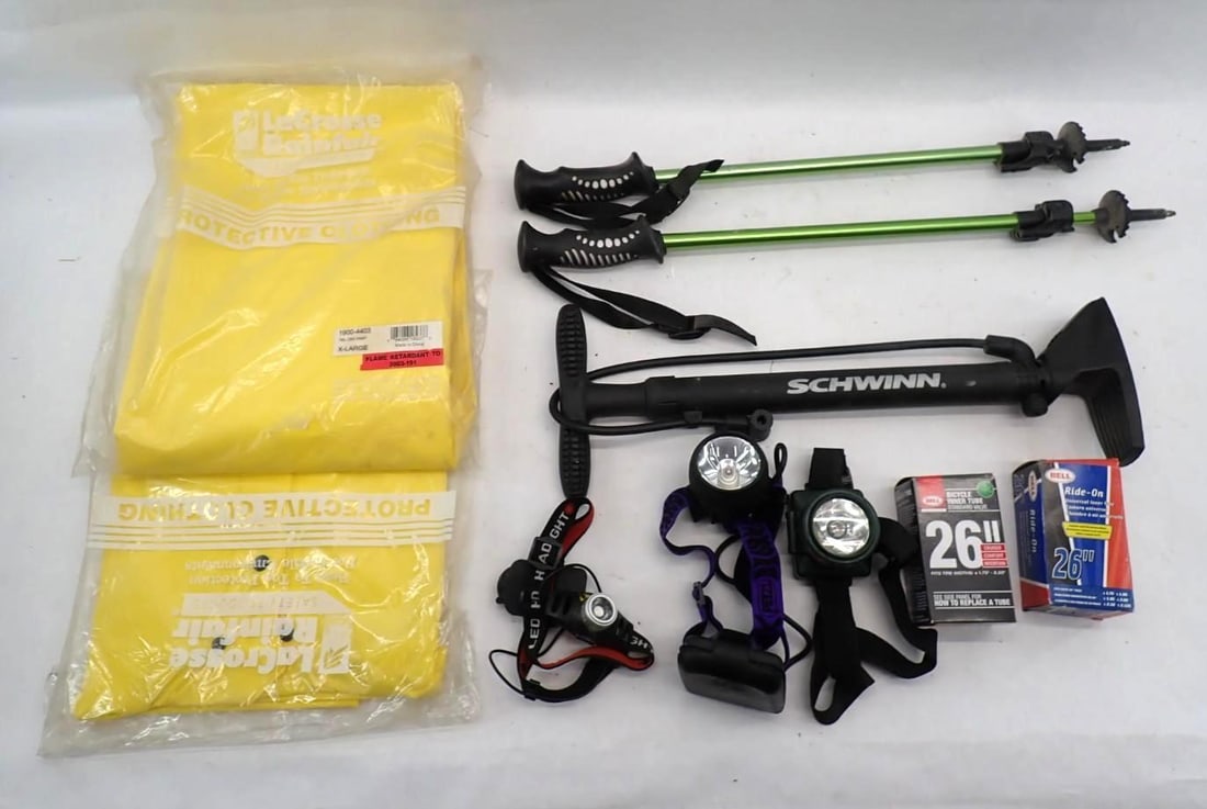 Outdoor Activities Lot (1 of 9)