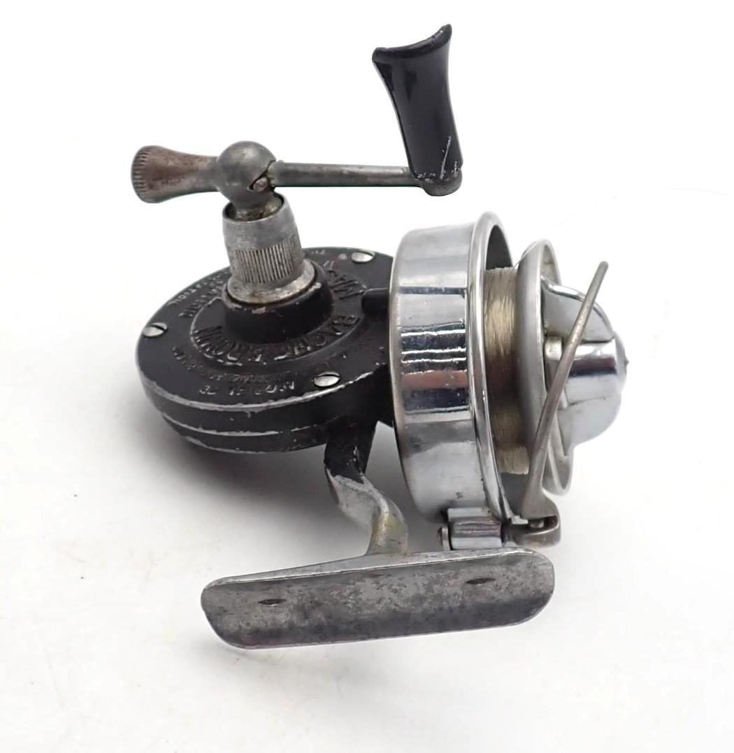 (2) Vintage Spinning Reels - 11