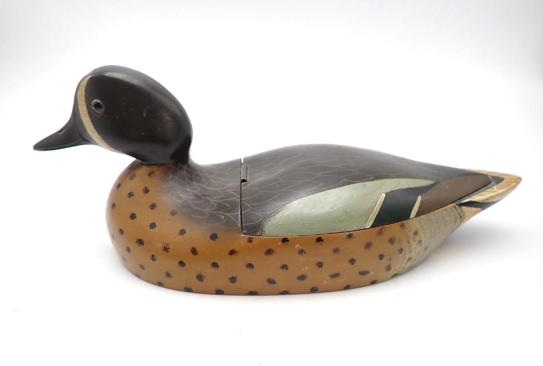 Vintage Carved Wood Teal Decoy Cigarette Box: 12.5" in length
