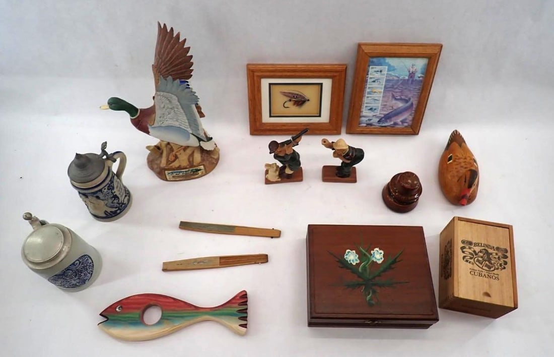 Collectibles Lot: incl.: (2) German beer steins; folk art carved heron cane; insulator; Japanese fans; Currier & Ives style lithograph; wood cigar boxes; frame fishing fly by Michael Goylow (?); porcelain Mallard