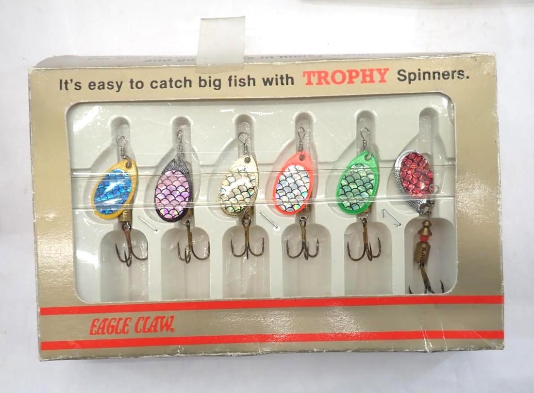 Fishing Tackle Lot - 11