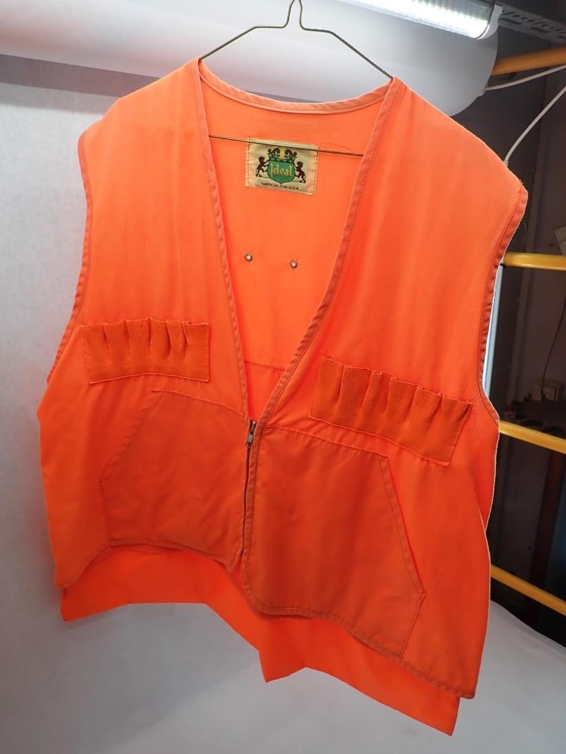 (9) Pcs. Jackets, Shirts & Vests - 19