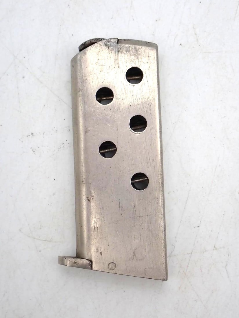 Unmarked .25 ACP Pistol Magazine: Unmarked .25 ACP Pistol Magazine