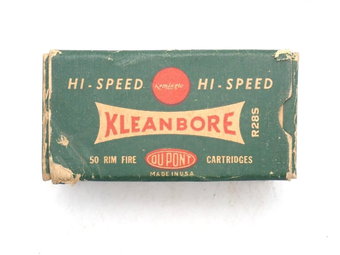 Vintage Remington .22 Winchester Cartridge Box: with (22) cartridges
