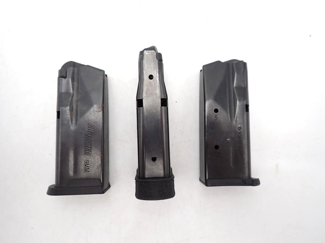 (3) Sig Sauer P365 9mm Magazines: 10 Round