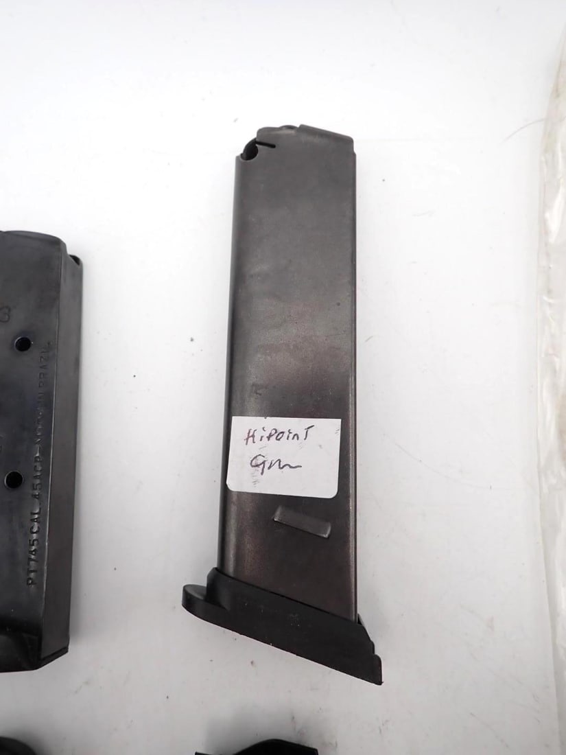 Magazine & Speed Loader Lot - 8