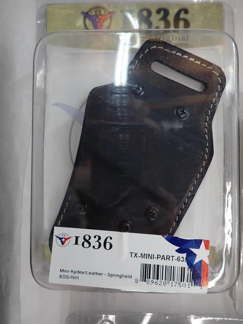 (24) Handgun Holsters - 10