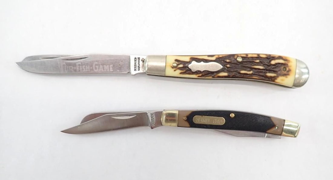 (2) Schrade Folding Knives (1 of 4)
