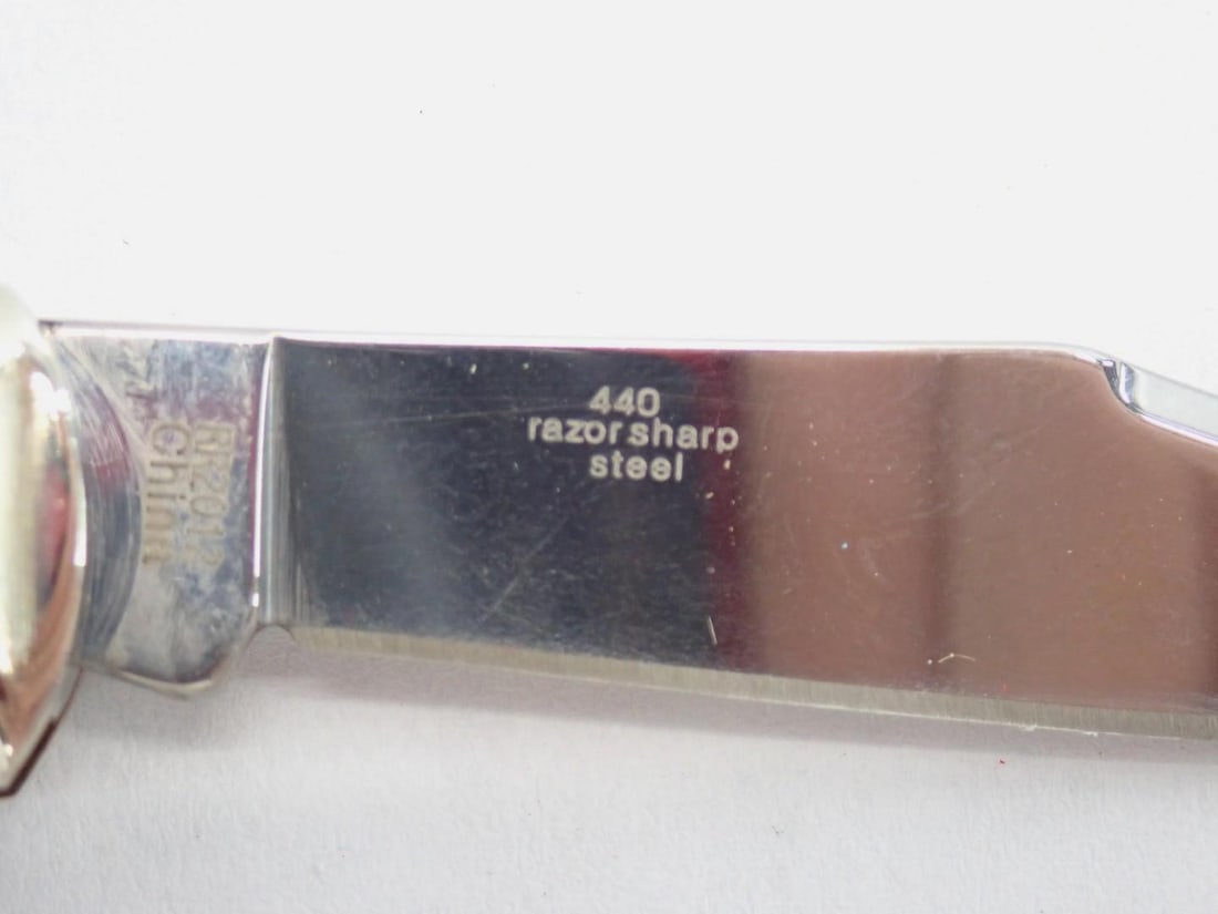 (3) Folding Knives - 8