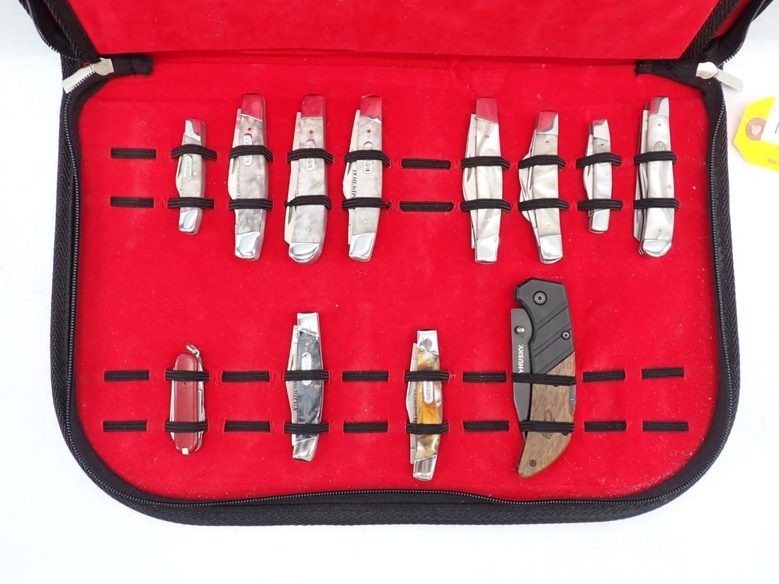 (12) Folding Knives & Case - 2