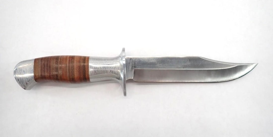 (9) Folding & Fixed Blade Knives - 14