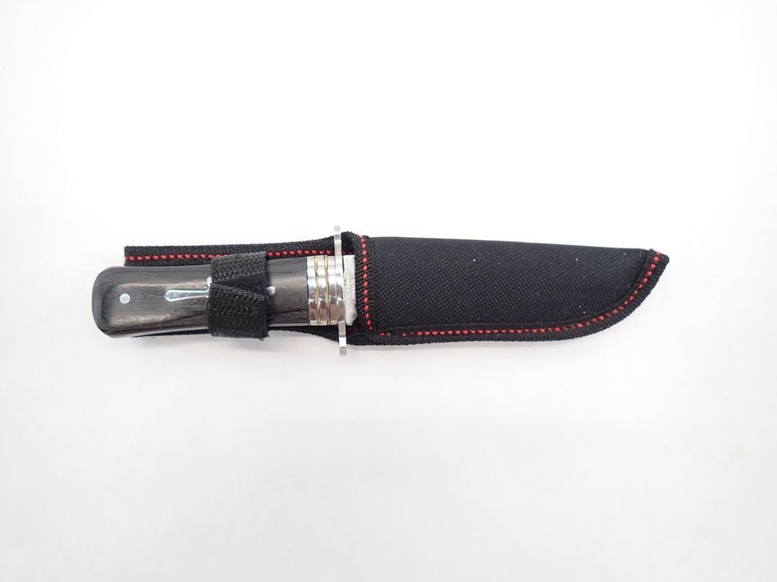 (9) Folding & Fixed Blade Knives - 19