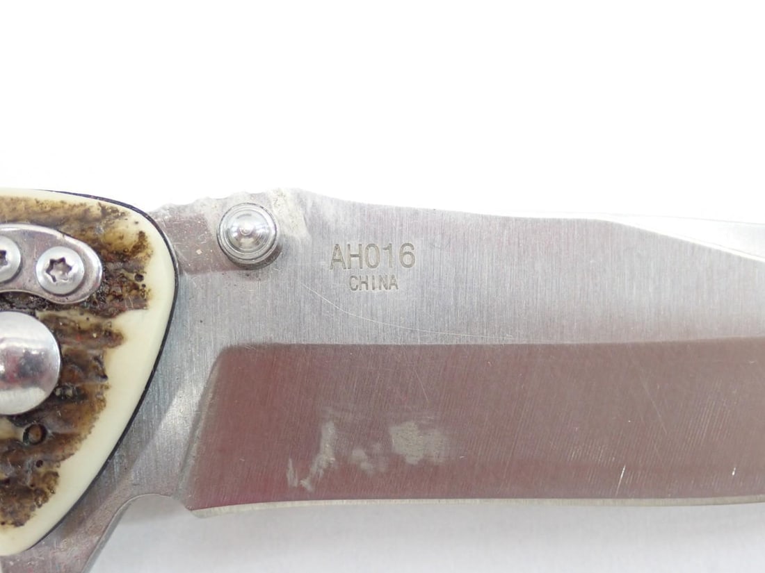 (7) Folding & Fixed Blade Knives - 18