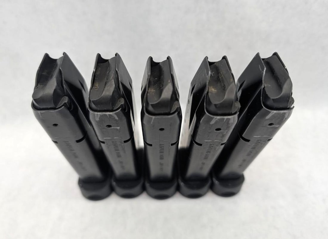 (5) Sig Sauer P226 9mm Magazines - 4