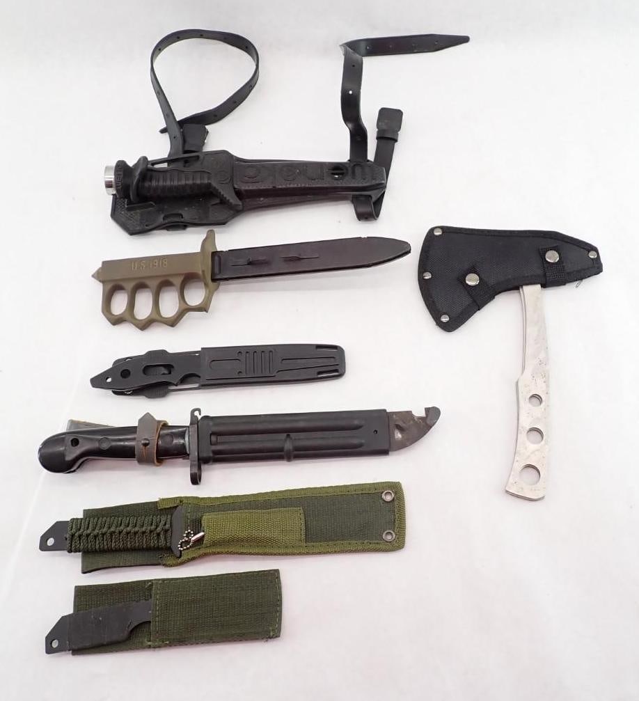 Outdoor/Throwing Knives Lot (1 of 9)