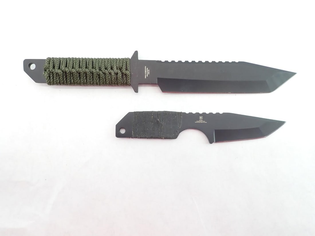 Outdoor/Throwing Knives Lot - 5