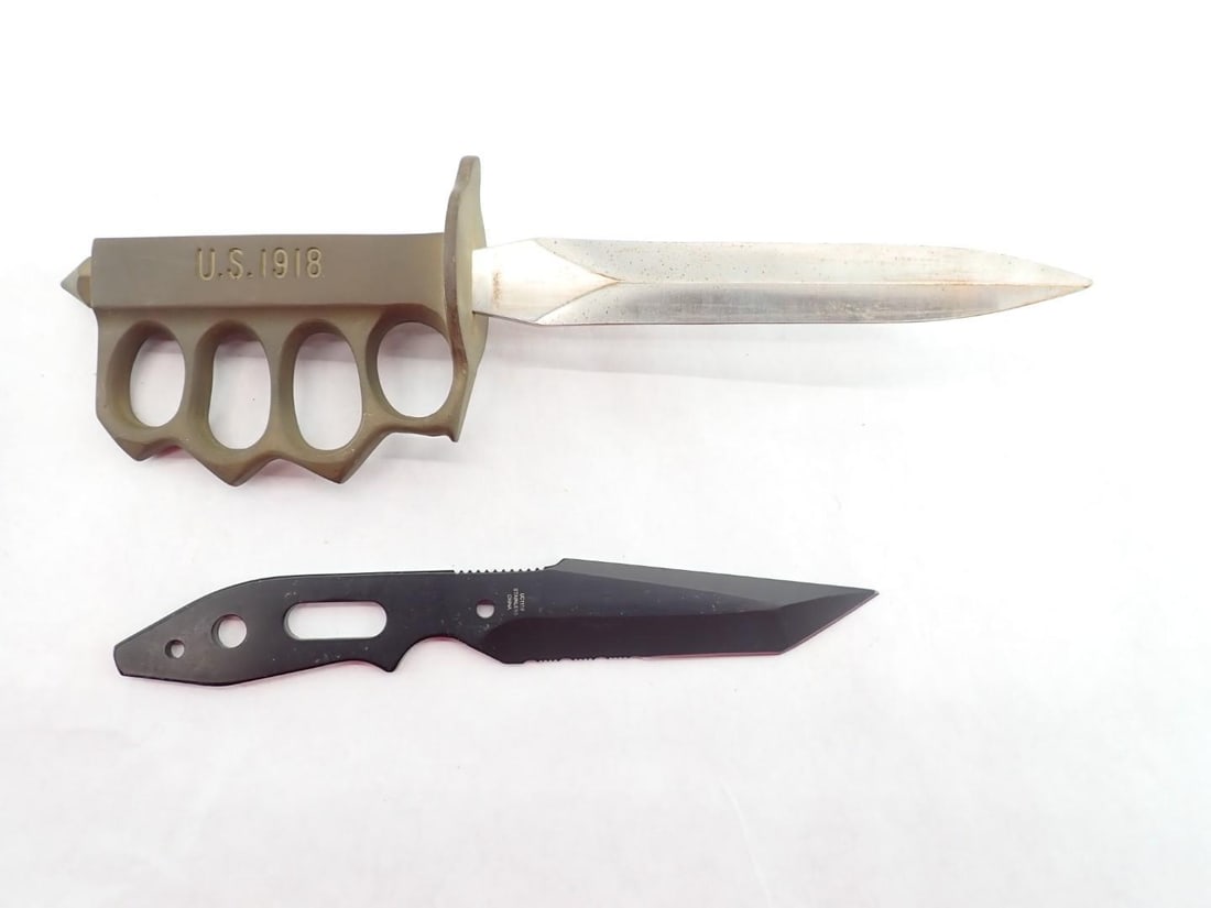 Outdoor/Throwing Knives Lot - 6