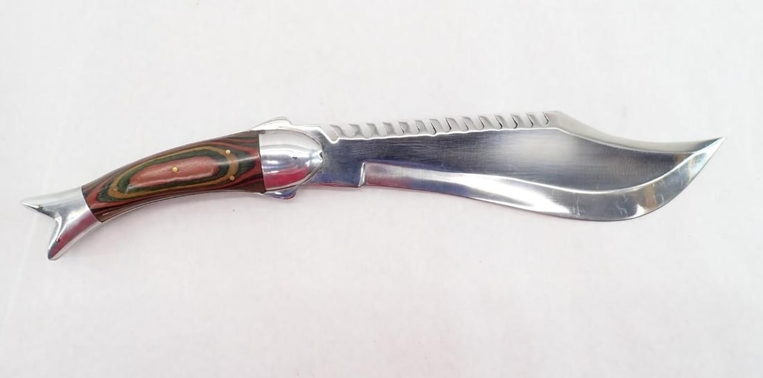 (10) Fantasy Swords/Knives - 14