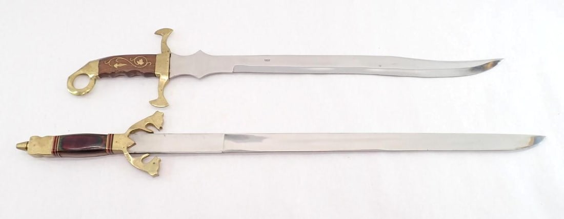 (10) Fantasy Swords/Knives - 2