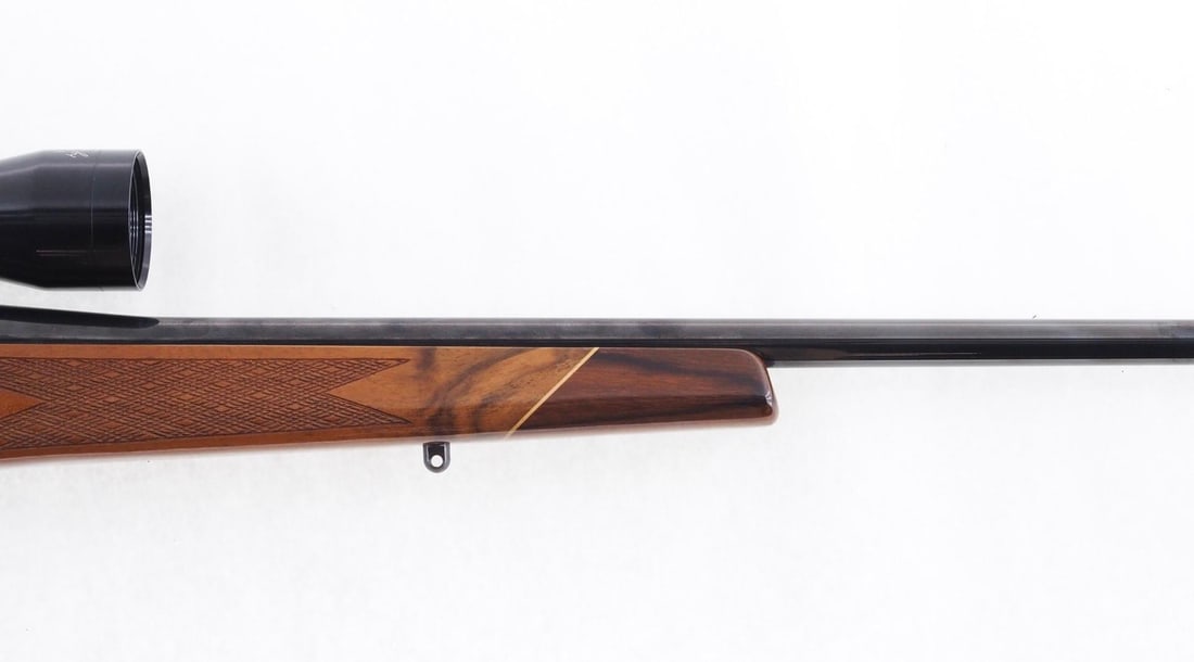 Weatherby Mark V Rifle - 8