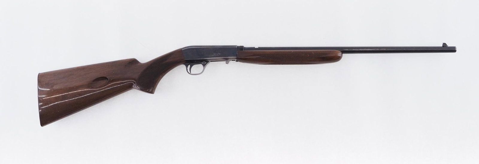 Browning SA-22 Rifle: SN: 05771T72 Year of Mfg: 1971 Cal: .22 LR Action Type: Semi-auto Markings: Barrel marked "BROWNING ARMS COMPANY MORGAN, UTAH, & MONTREAL P.Q." and "Made in Belgium" Barrel Length: 19" <
