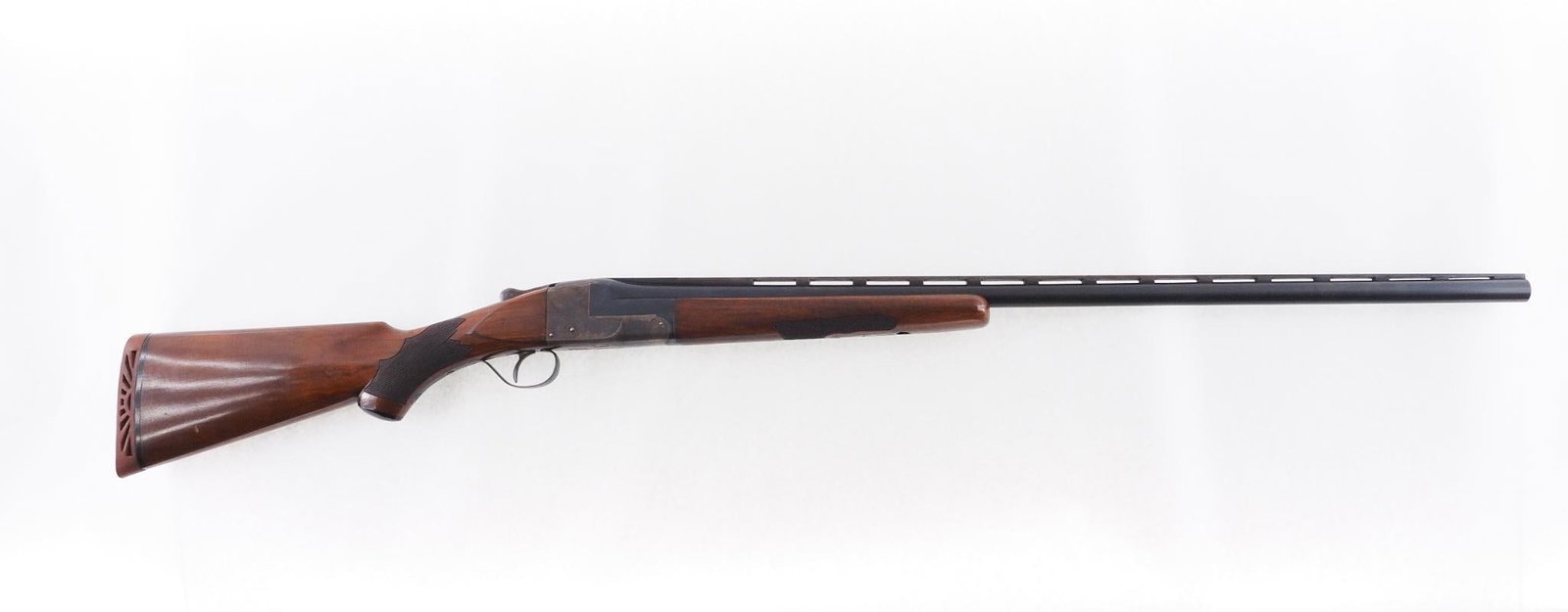 Ithaca Victory Shotgun: SN: 401162 Year of Mfg: 1927 Cal: 12 Ga. Action Type: Bolt Action Markings: Marked "Ithaca Victory Grade" on left side of receiver Barrel Length: 32" Full choke Sights/Optics: Missing front bead