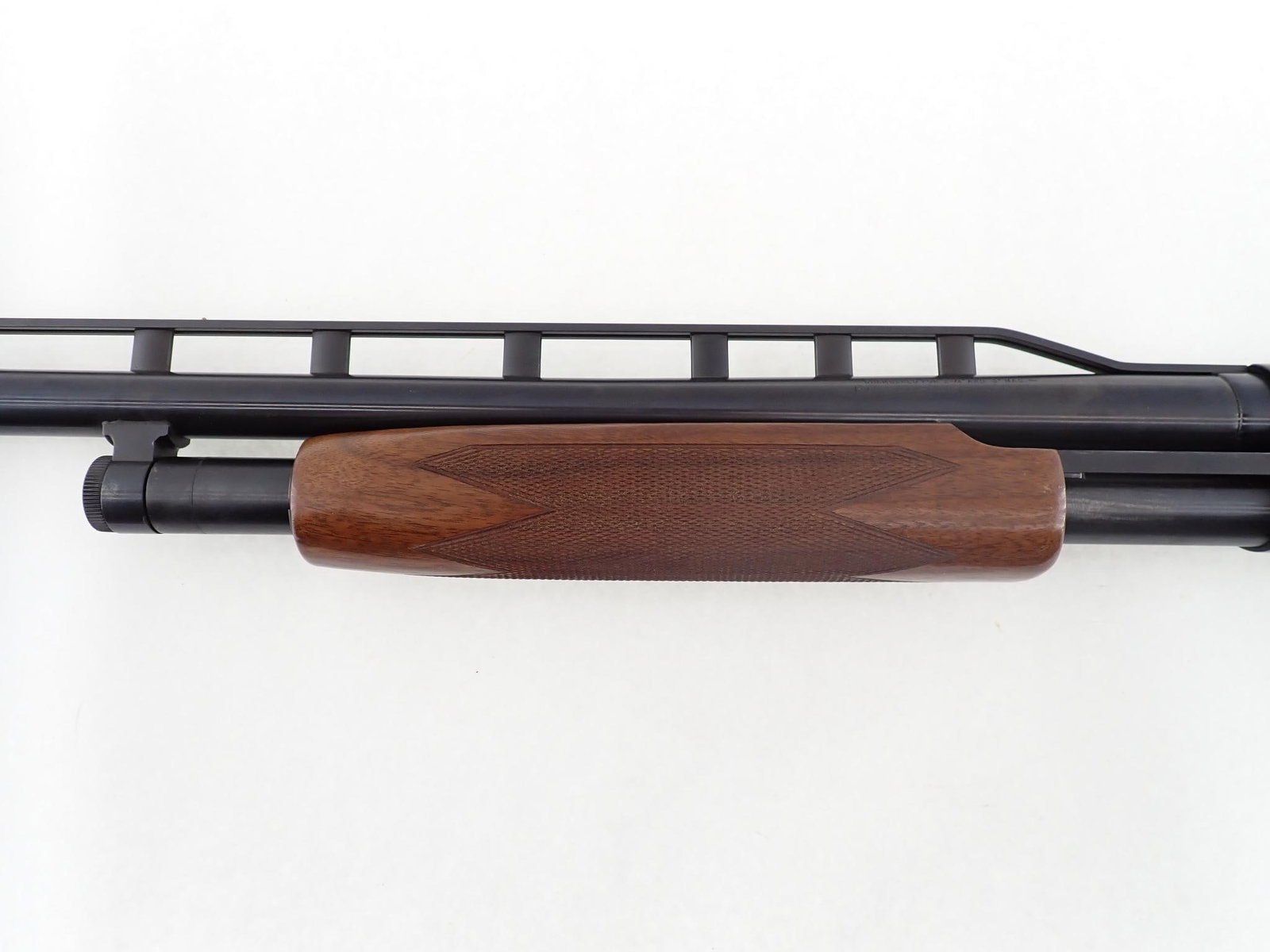 Mossberg 500 AHT Shotgun - 15