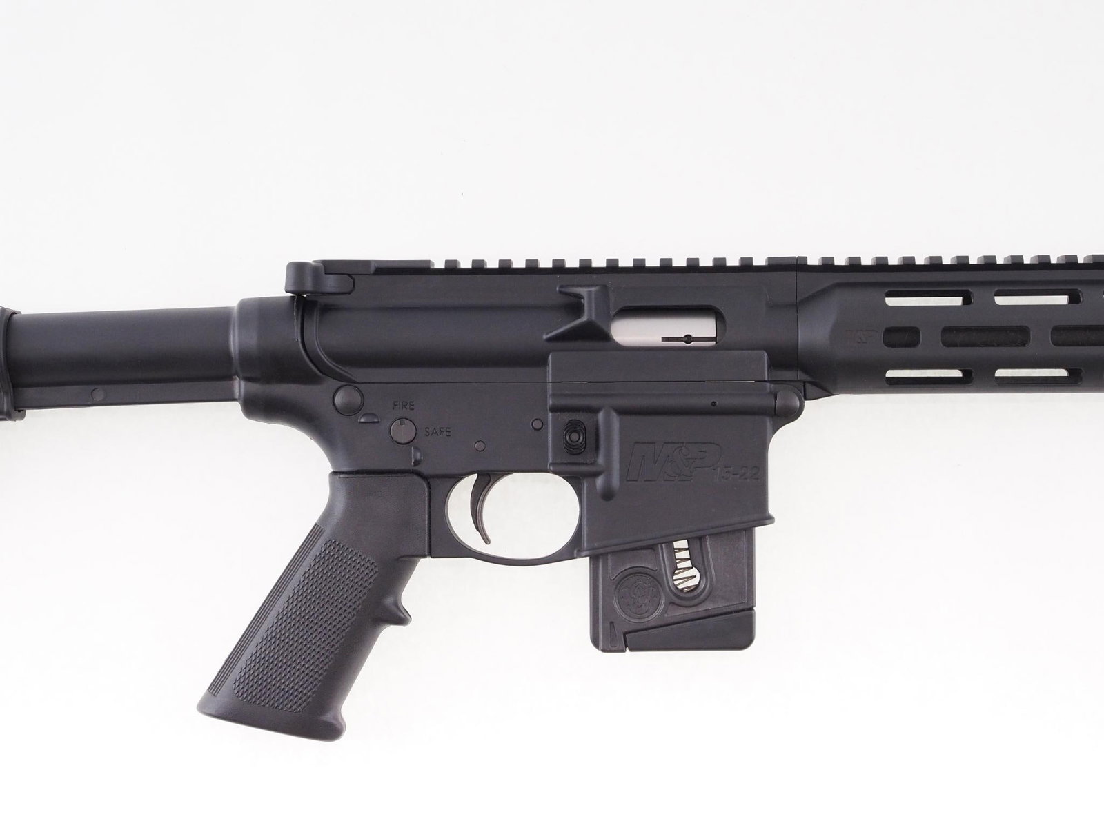 Smith & Wesson M+P15-22 Rifle - 4