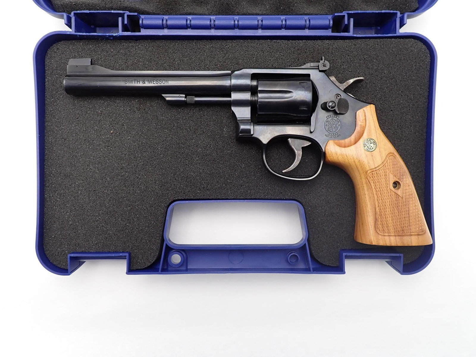 Smith & Wesson 48-7 Revolver - 17