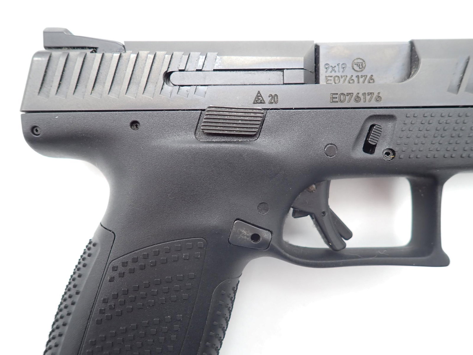 CZ P-10C Pistol - 4